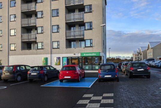 Stefnt að opnun lágvöruverslunar á háskólasvæðinu