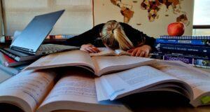 Nám 140% vinna miðað við ECTS-einingakerfið