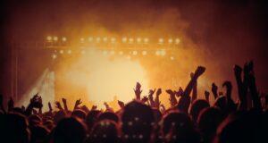 Hetjur og illmenni á árshátíð Röskvu