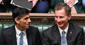 Bretland: pólitísk upplausn og mögur ár framundan