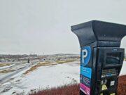 Stefnt að gjaldskyldu á bílastæðum Háskóla Íslands Mynd af stöðumæli í boga Háskóla Íslands