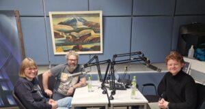 Frestun verkfalla, konur í stjórnmálum og Eurovision