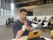 Fjarverandi í 22 ár