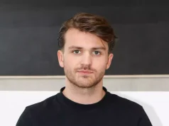 „Bara til að vera með belti og axlabönd“ – SHÍ stofnar einkahlutafélag