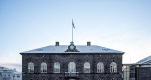 Ný ríkisstjórn, Trump og lýðræði