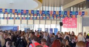 Námsleiðir og framtíðin- Hvernig taka nemendur ákvörðun ? Háskóladagurinn verður haldinn 1. Mars