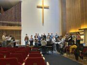 „Háskólakórinn er mest professional amateur kór sem finnst á landinu.“ Háskólakórinn á æfingu í Neskirkju