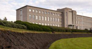 Bjóða upp á félagslegan stuðning fyrir einhverfa