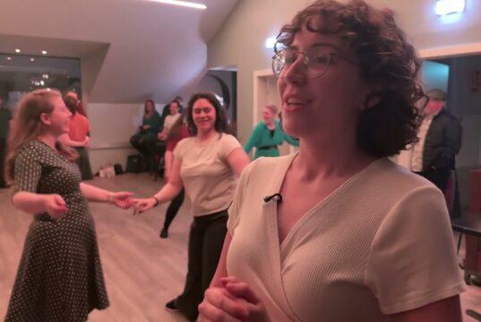75 stúdentar koma saman og dansa – Háskóladansinn