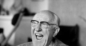 Lestur á Laxness ekki á útleið í HÍ Mynd af Halldóri Laxness að hlæja.