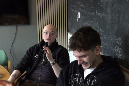 Smíða rafknúinn kappakstursbíl og borga ekkert kílómetragjald.